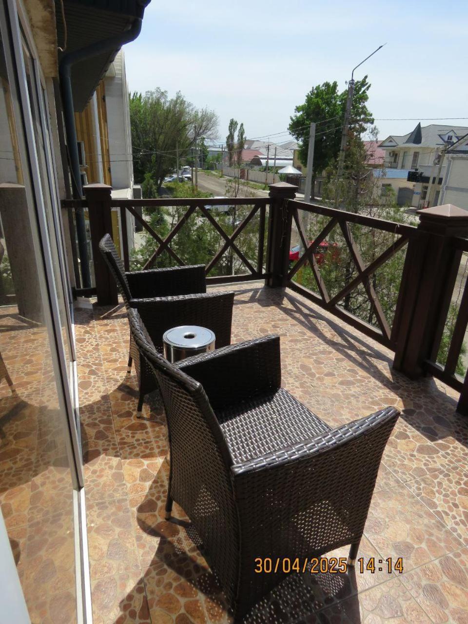 Pride Hotel Taraz Exteriér fotografie